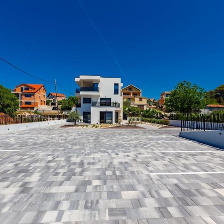 Casa Mia Apartments With Parking 扎达尔 外观 照片