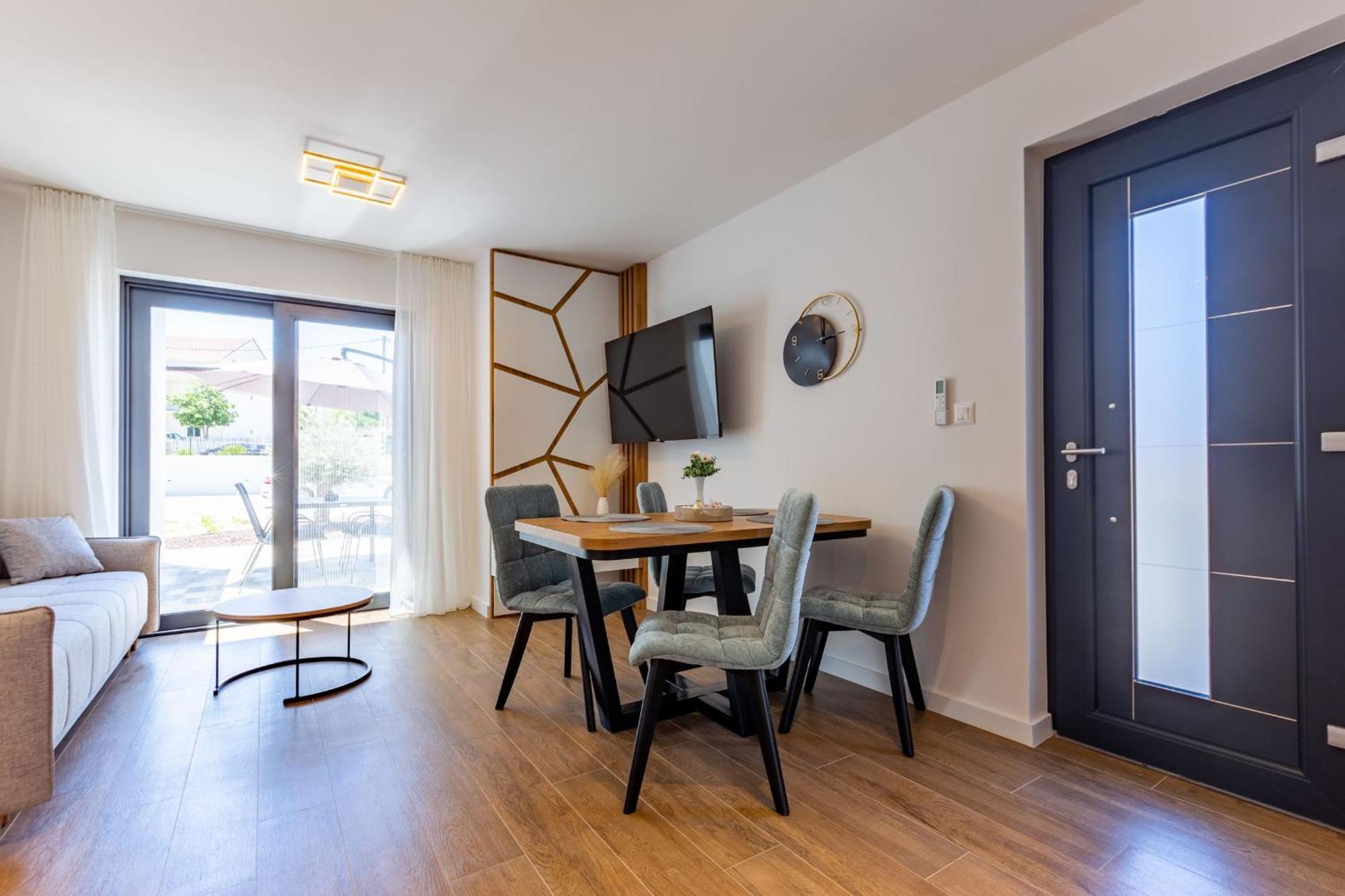 Casa Mia Apartments With Parking 扎达尔 客房 照片
