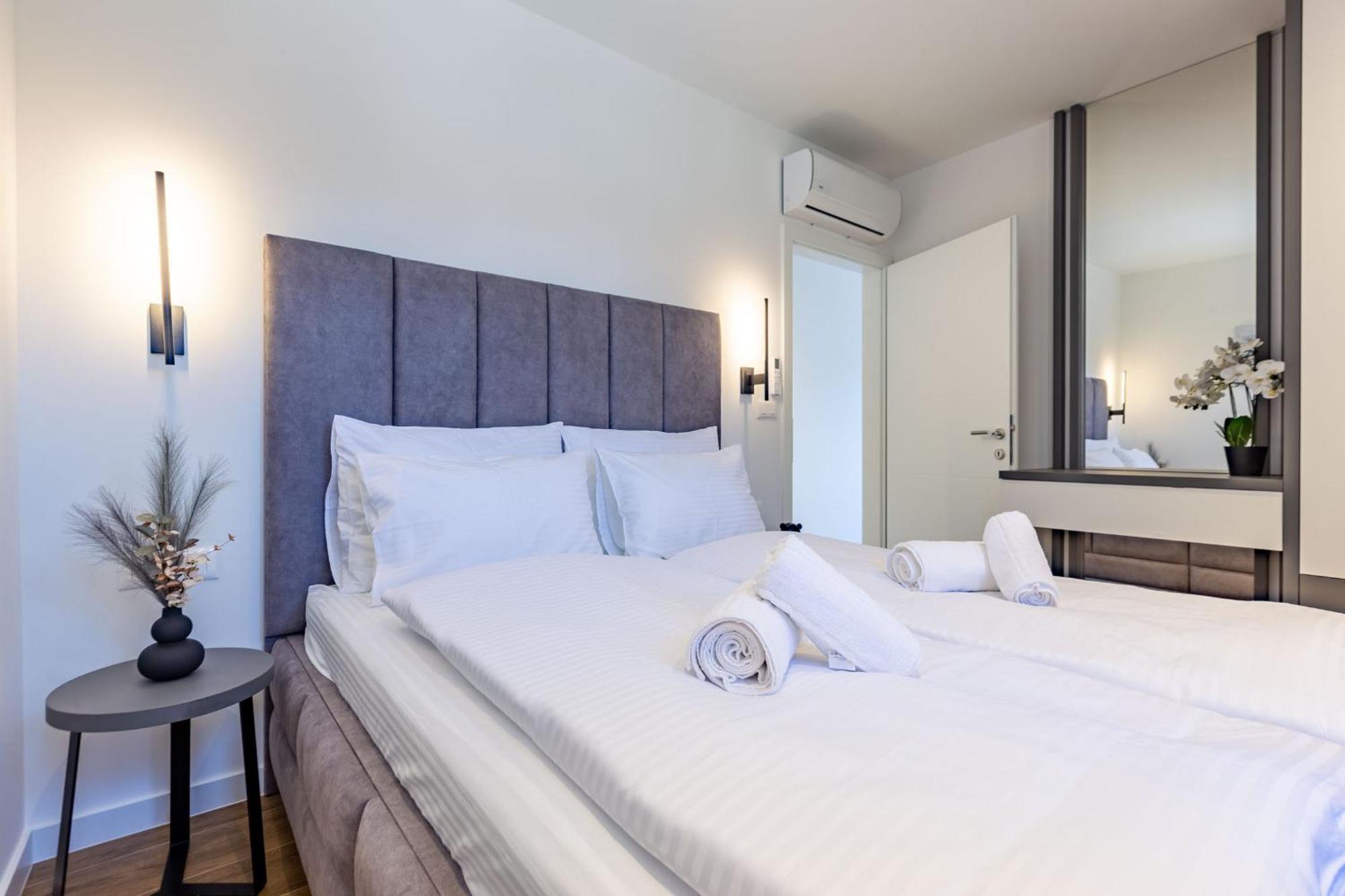 Casa Mia Apartments With Parking 扎达尔 外观 照片