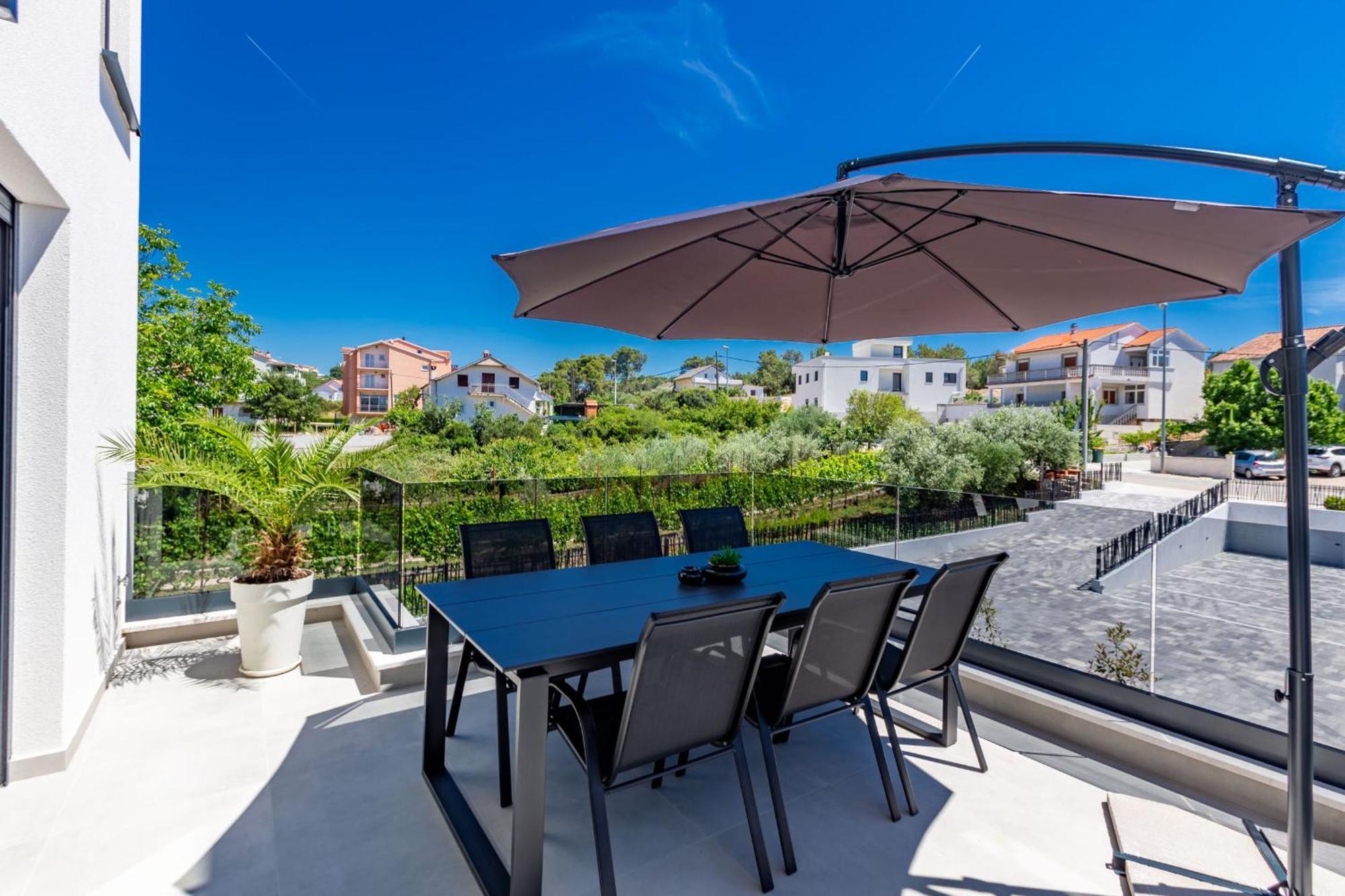 Casa Mia Apartments With Parking 扎达尔 外观 照片